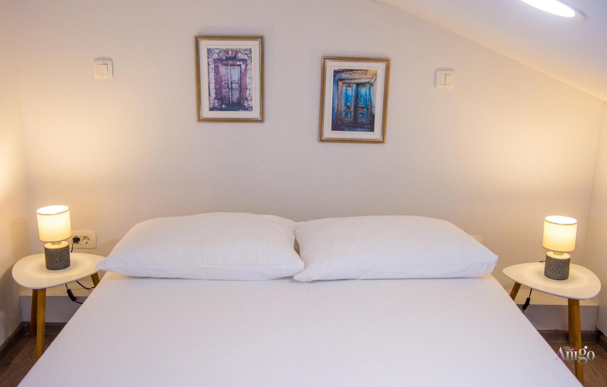 Apartments Enigma - With Private Parking Мостар Экстерьер фото