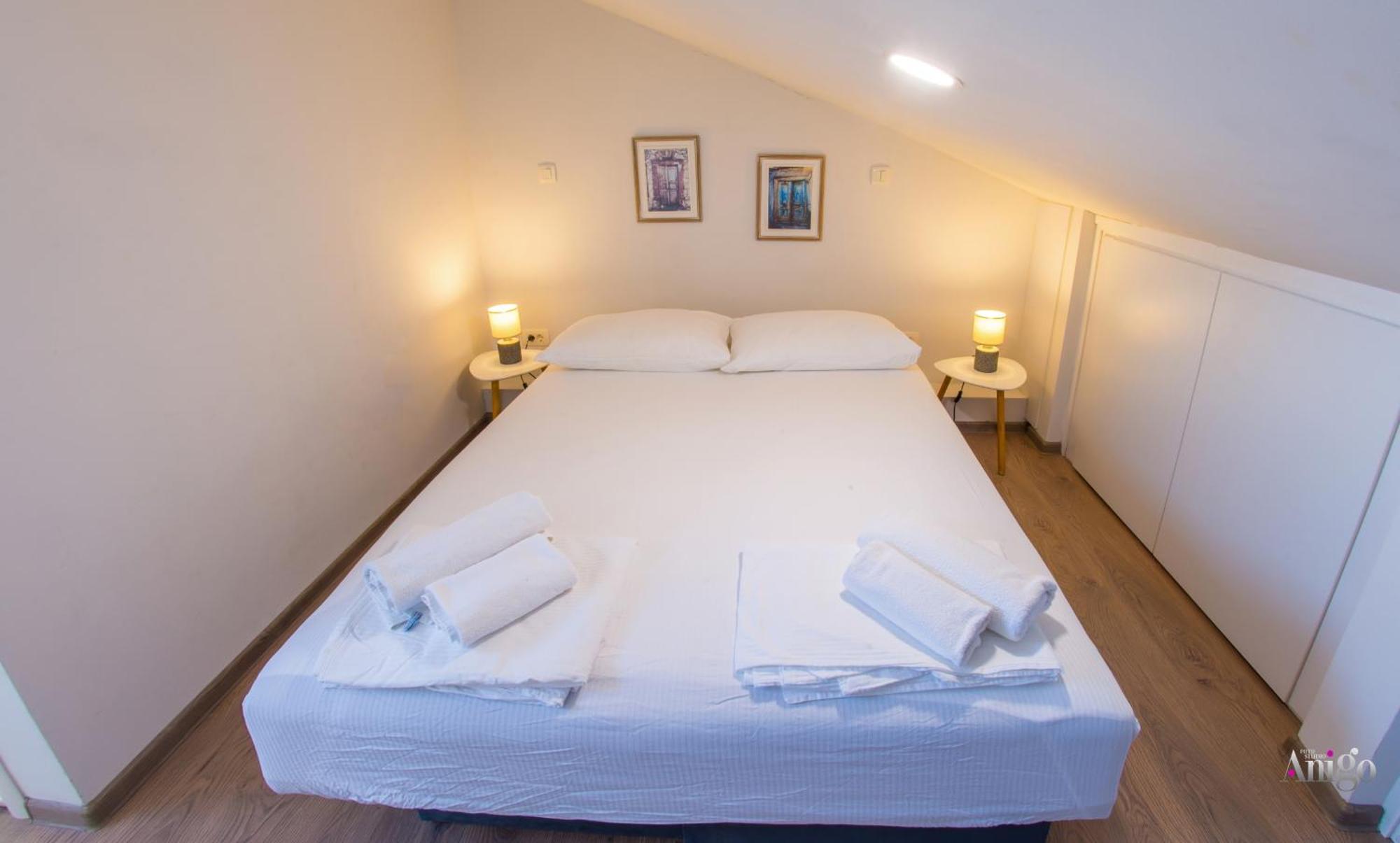 Apartments Enigma - With Private Parking Мостар Экстерьер фото