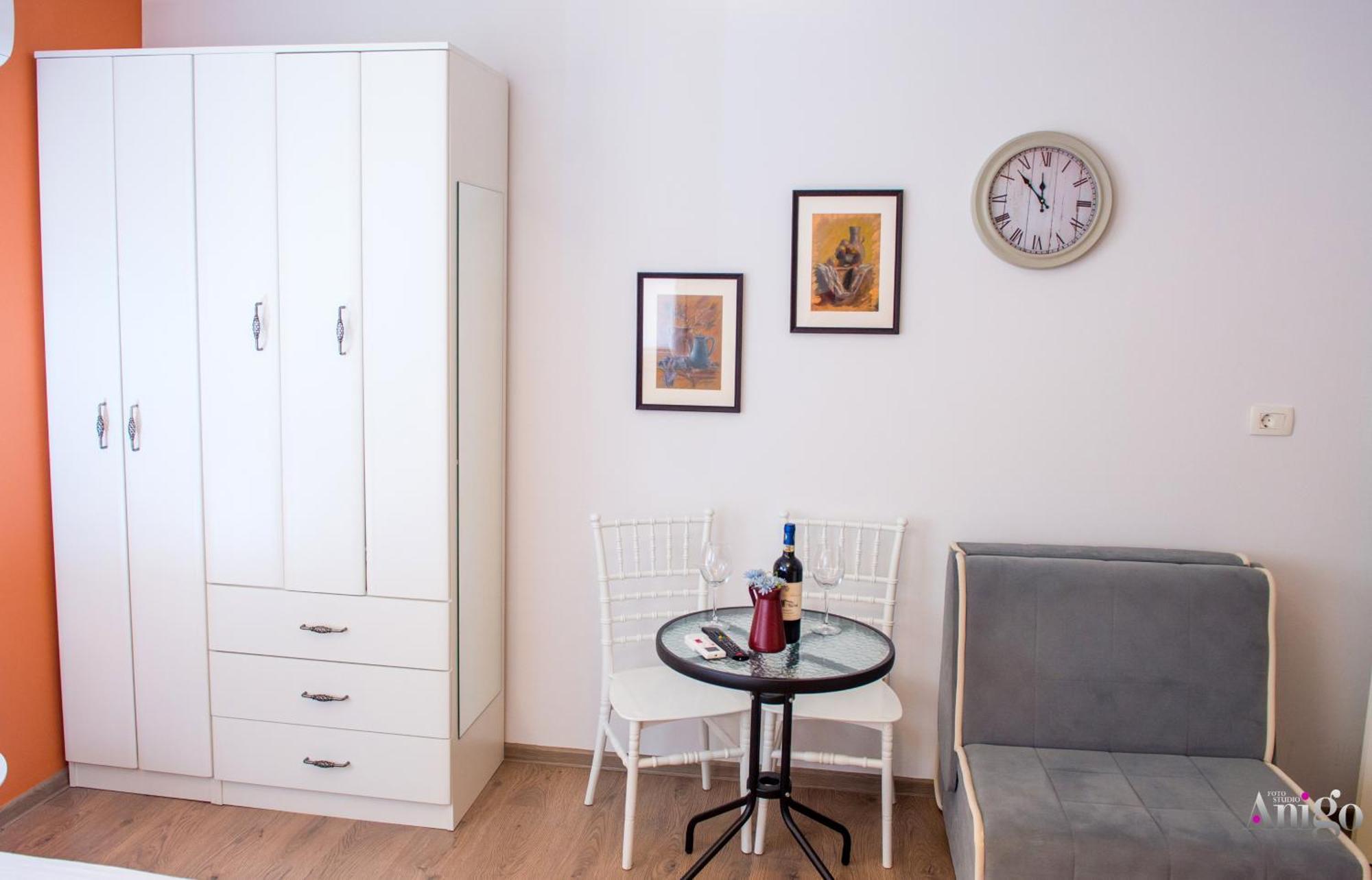 Apartments Enigma - With Private Parking Мостар Экстерьер фото